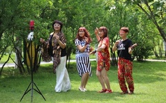 美女图片脱空一点不露app